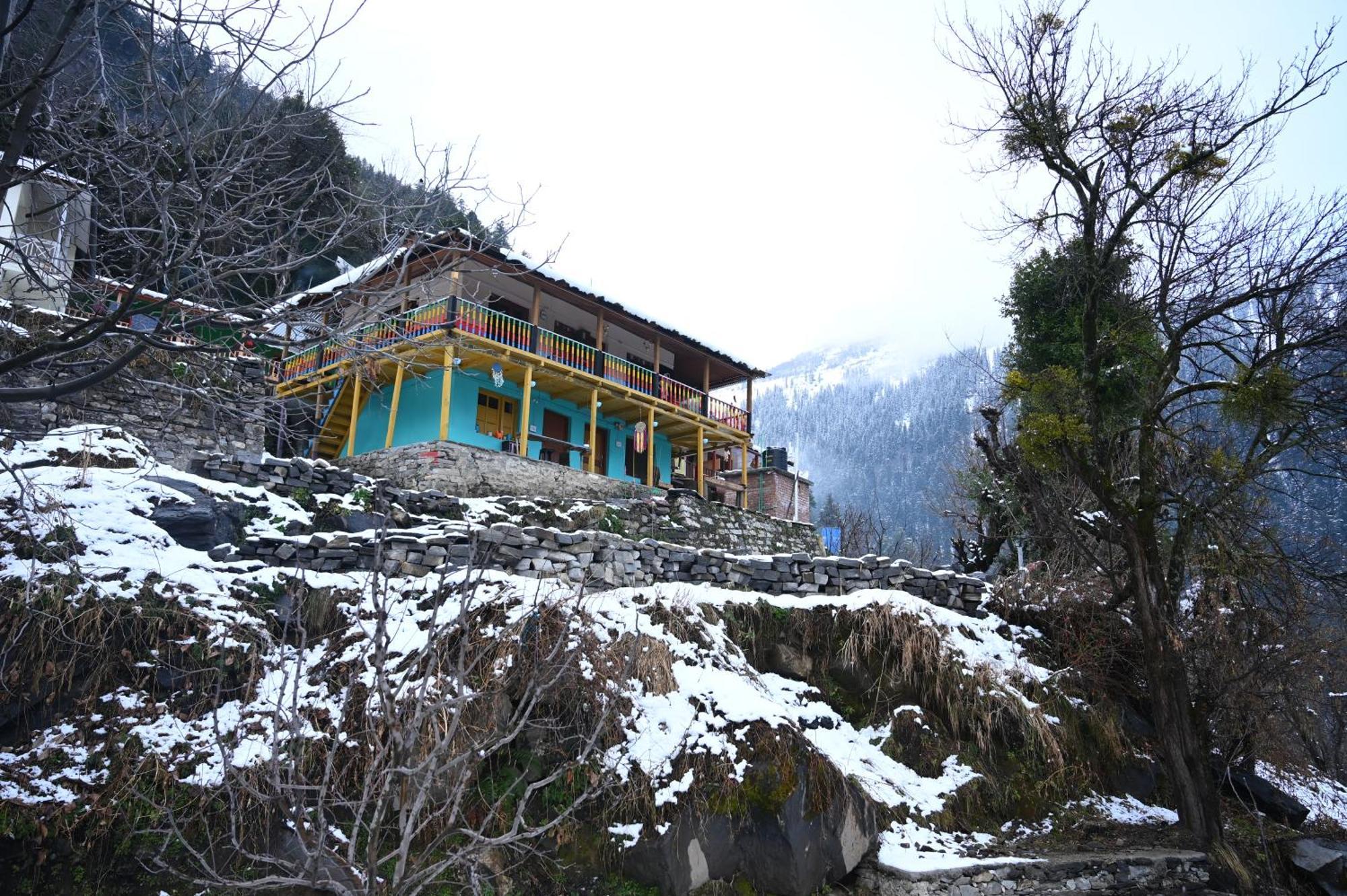 Ahorastays Manāli Exterior foto